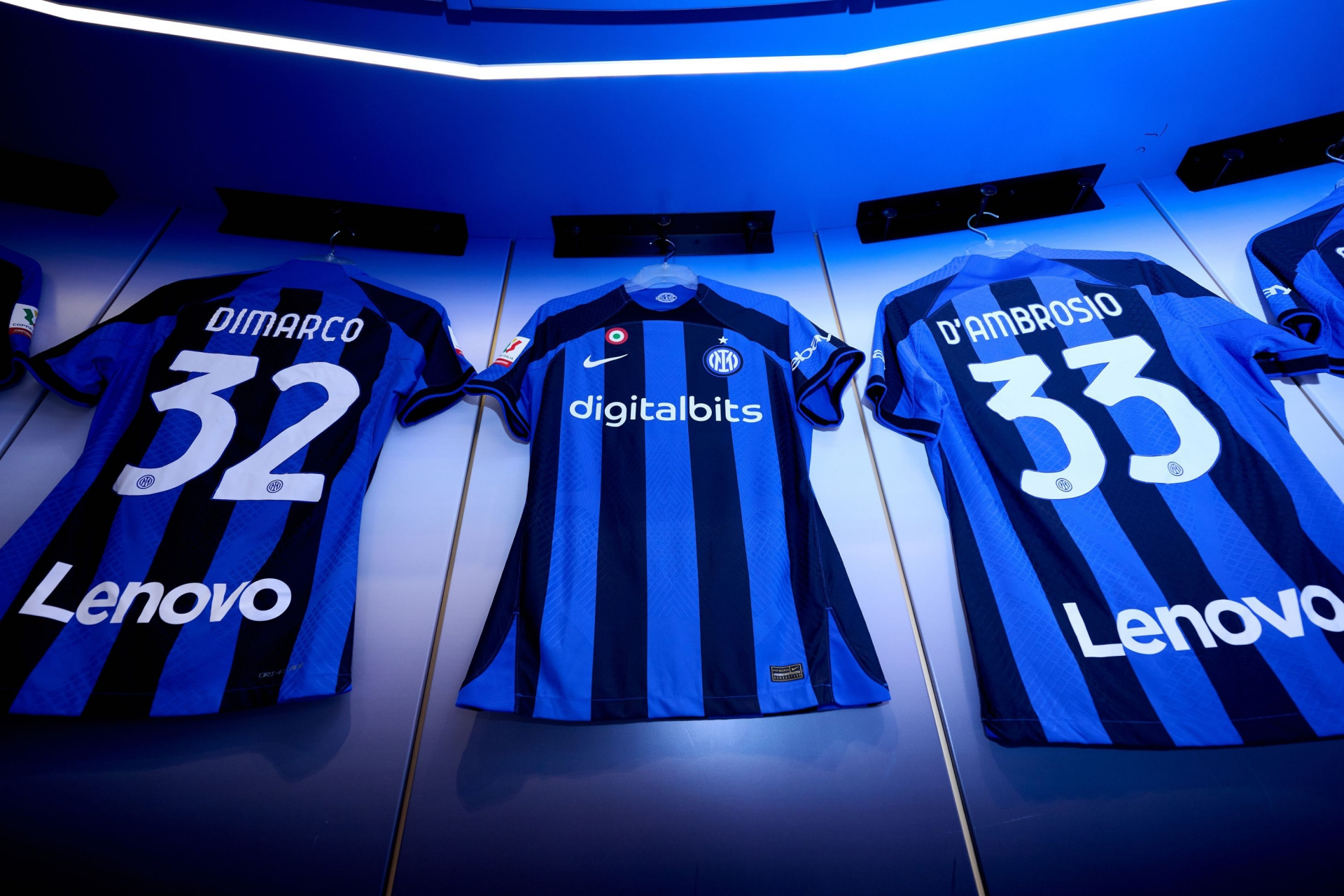 关于今夜体能课后，尤文图斯更衣室发声备战法国杯，目标明确，细节决定成败的信息