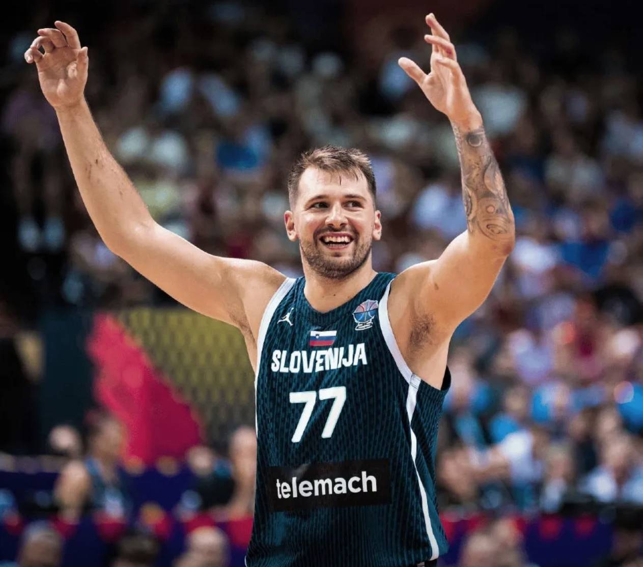 包含休斯敦火箭迎意甲关键赛，赛后迎来里程碑，震撼外界，资深球员宣示担当的词条