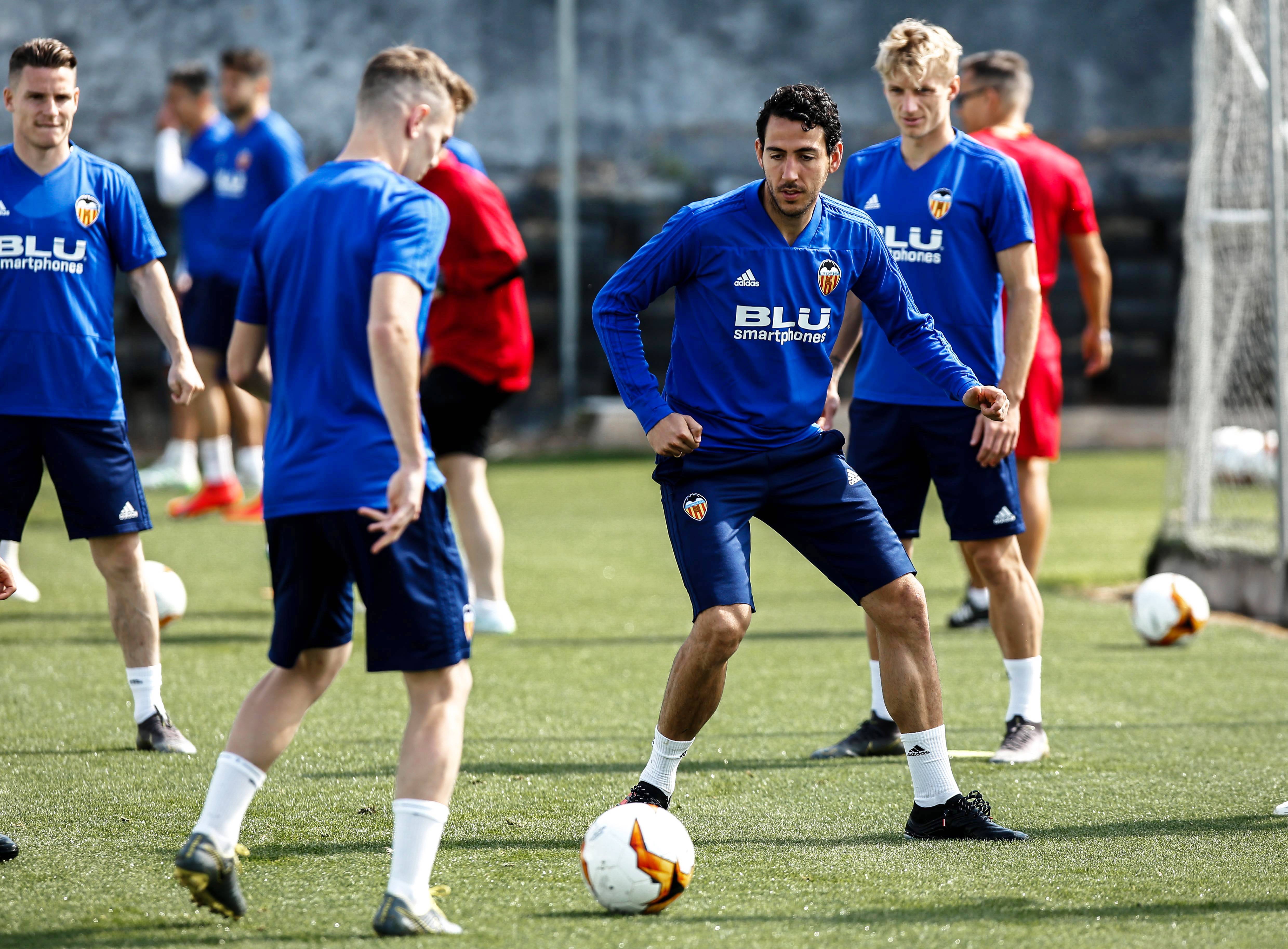 清晨体能课后，马赛绝杀压哨备战社区盾，球迷炸锅，更衣室氛围转暖的简单介绍-九游